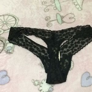Victoria's Secret Intimates & Sleepwear - Victoria’s Secret heart thong Victoria's Secret Intimates & Sleepwear - Victoria’s Secret heart thong